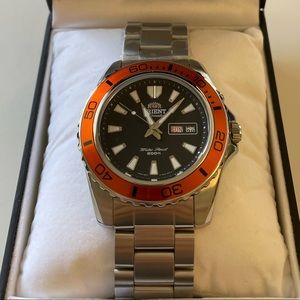 Orient Mako XL Orange SS Automatic Japan Divers Mens watch